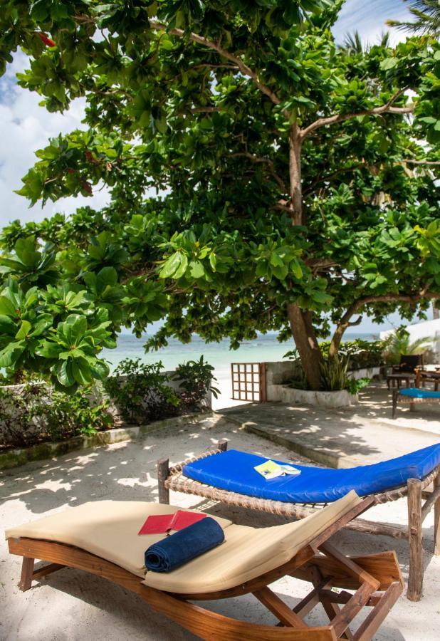 Uroa Beach Lodge Eksteriør bilde